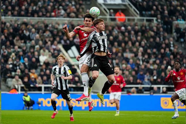 Newcastle Menggempur Manchester United: Kekalahan 2-1 yang Mengejutkan