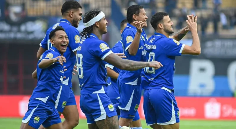 Persib Bandung Tetap Tenang Hadapi Pekan Krusial Perebutan Gelar BRI Super League 2025/2026