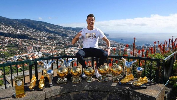 Berapa Koleksi Trofi Cristiano Ronaldo? Ini Deretan Gelar yang Pernah Diraih